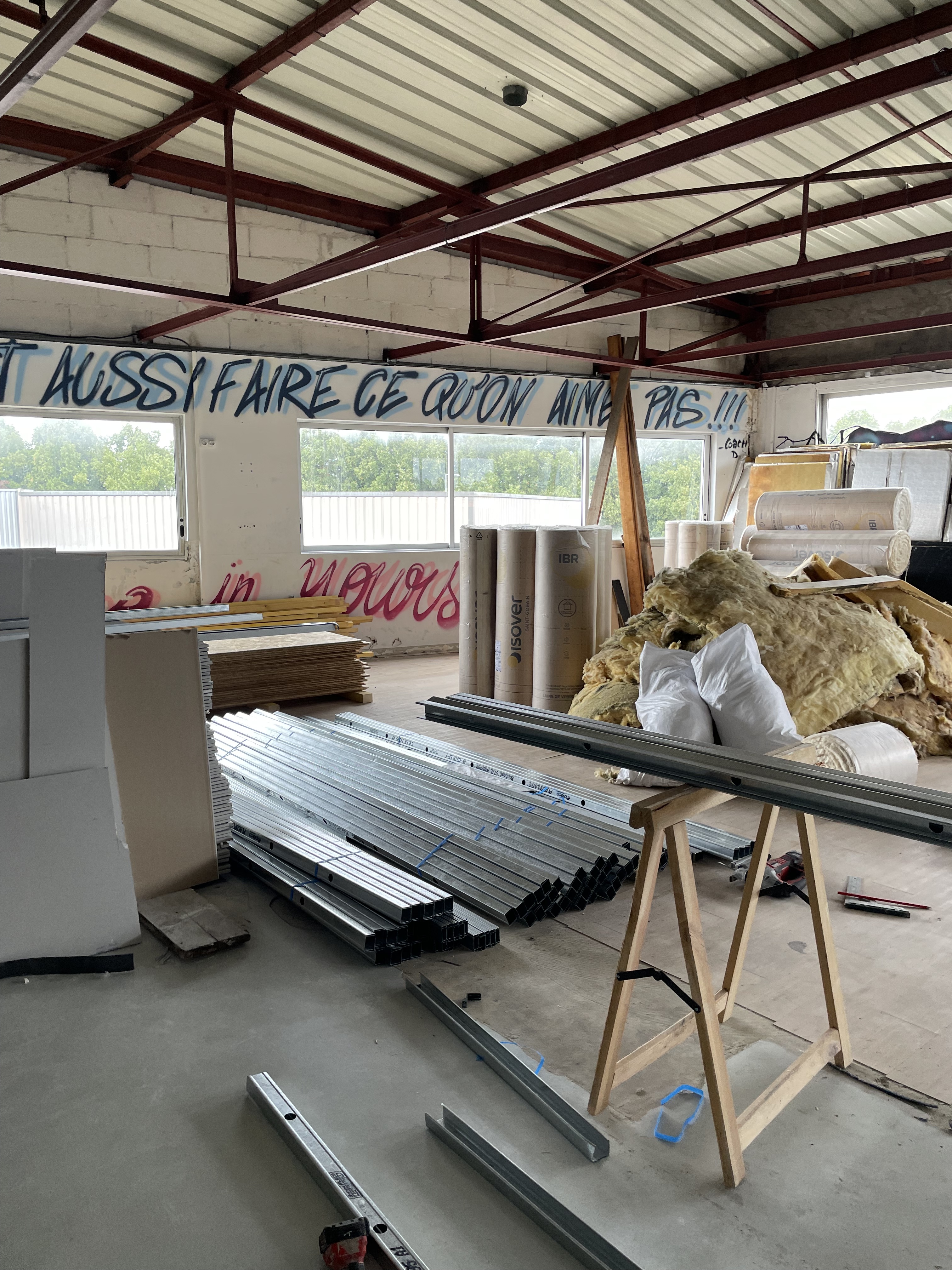 Chantier Yely in the Air — cloisons montées